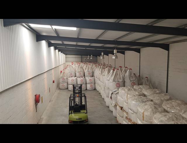 560M² FACTORY FOR SALE IN BLACKHEATH INDUSTRIAL